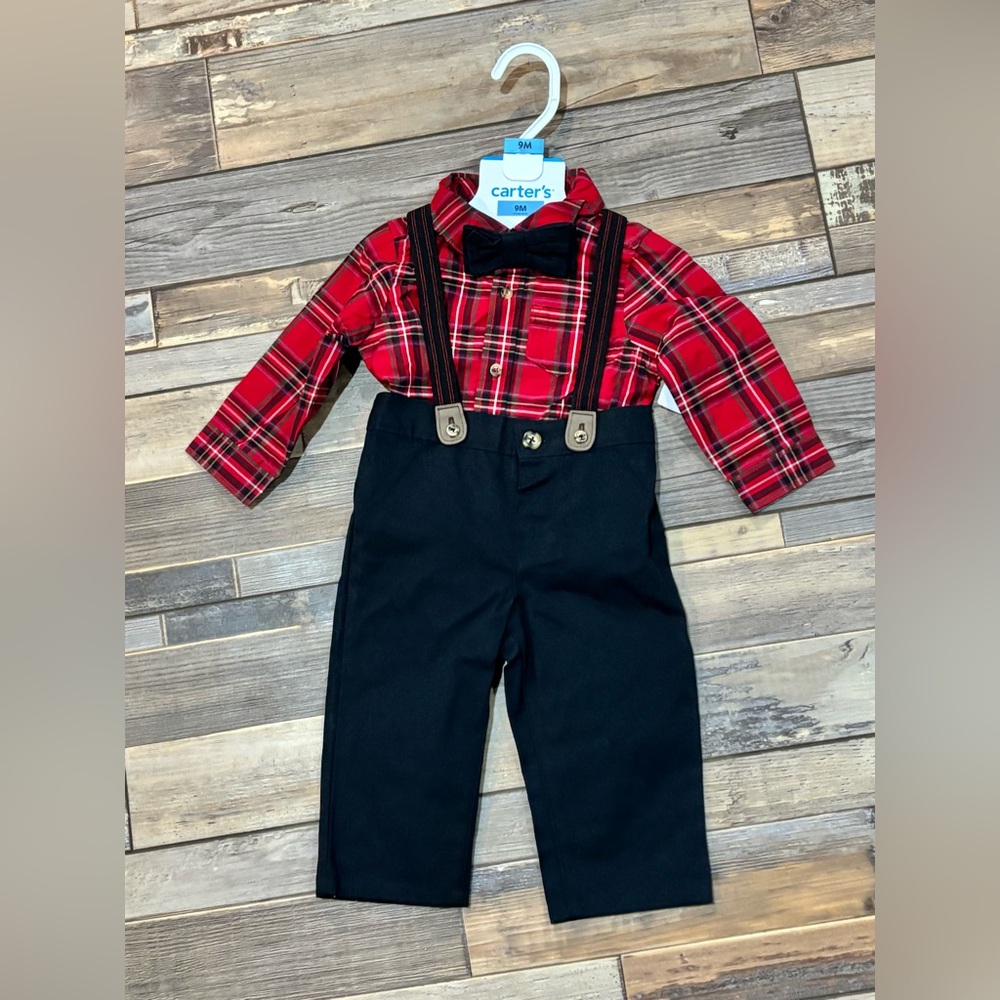 NWT Carter’s outfit size 9 months